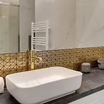 Ms Rest 4.0 *